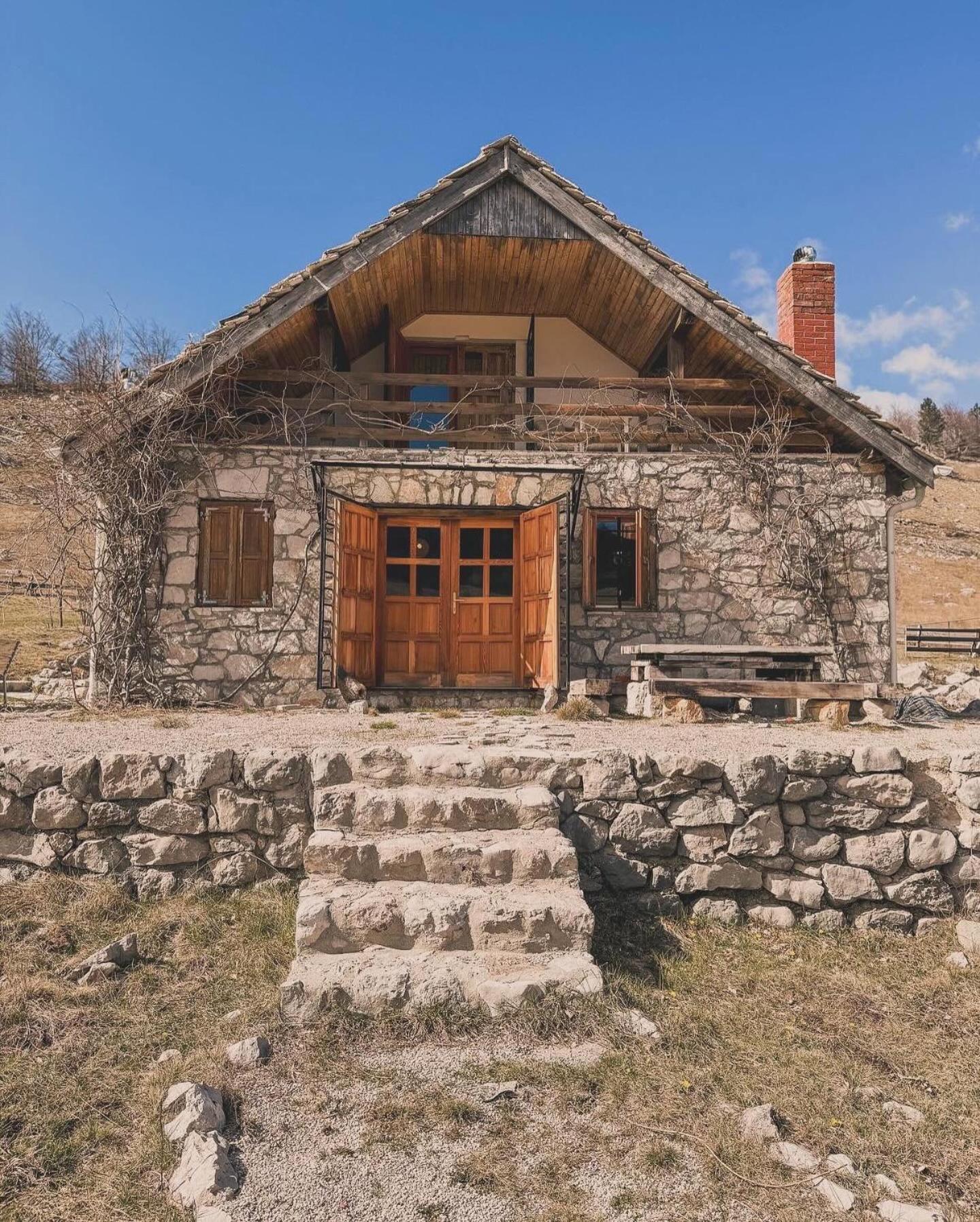 Mountain House Varda Ledenice Eksteriør bilde
